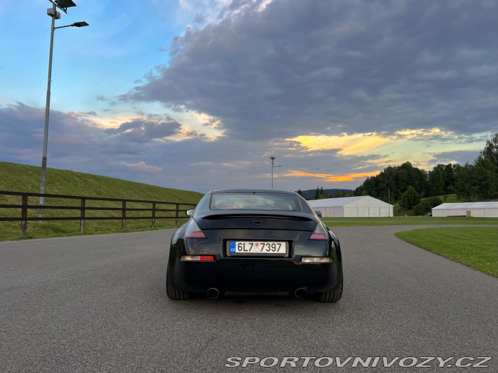 Nissan 350 Z 1800