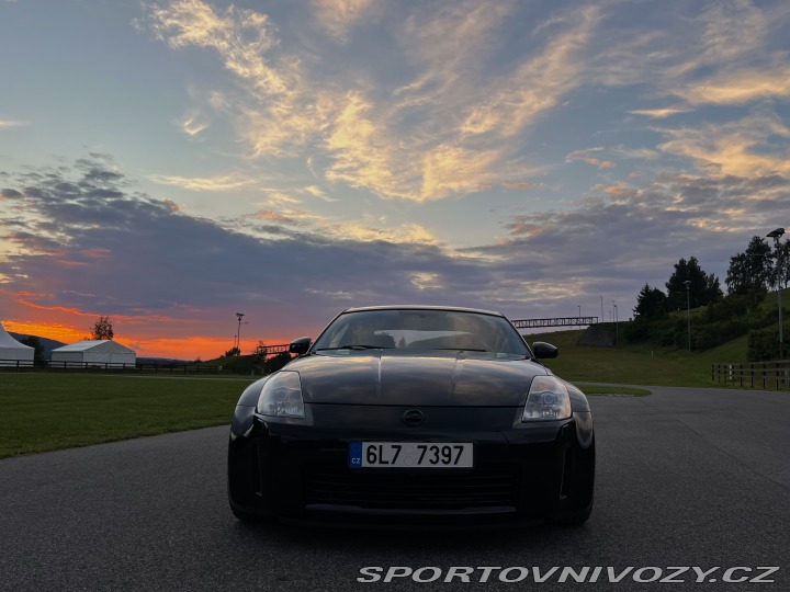Nissan 350 Z 1800