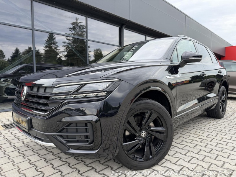 Volkswagen Ostatní modely Touareg 3.0TDI 210kW R-LINE HUD P