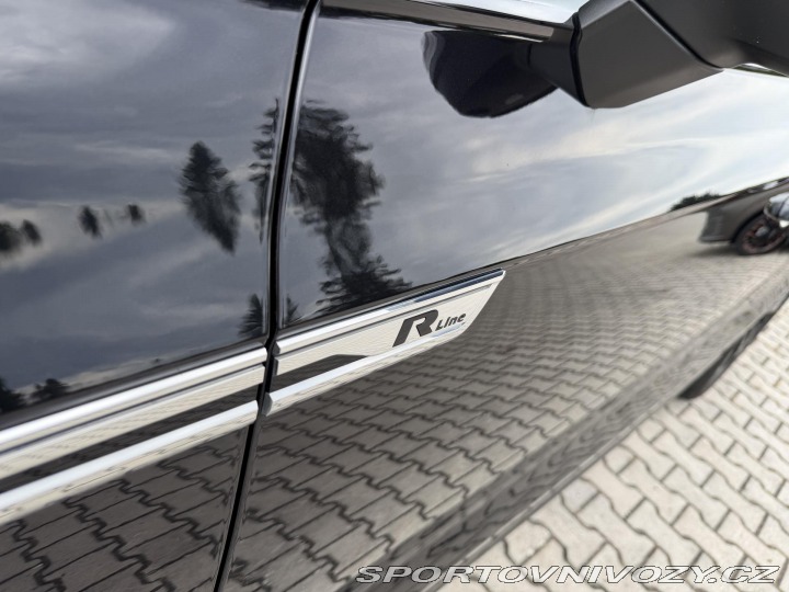Volkswagen Ostatní modely Touareg 3.0TDI 210kW R-LINE HUD P 2021