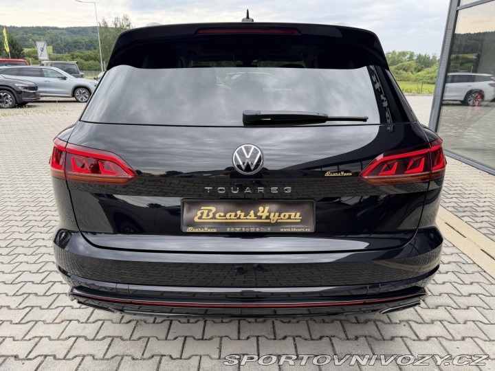 Volkswagen Ostatní modely Touareg 3.0TDI 210kW R-LINE HUD P 2021