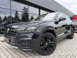 Volkswagen Ostatní modely Touareg 3.0TDI 210kW R-LINE HUD P 2021