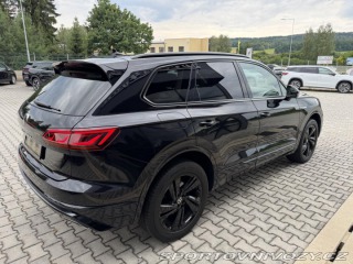 Volkswagen Ostatní modely Touareg 3.0TDI 210kW R-LINE HUD P 2021