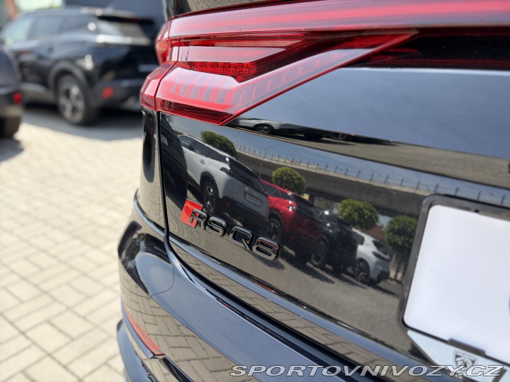 Audi RS Q8 4.0 TFSI 441kW, Vzduch, B 2021