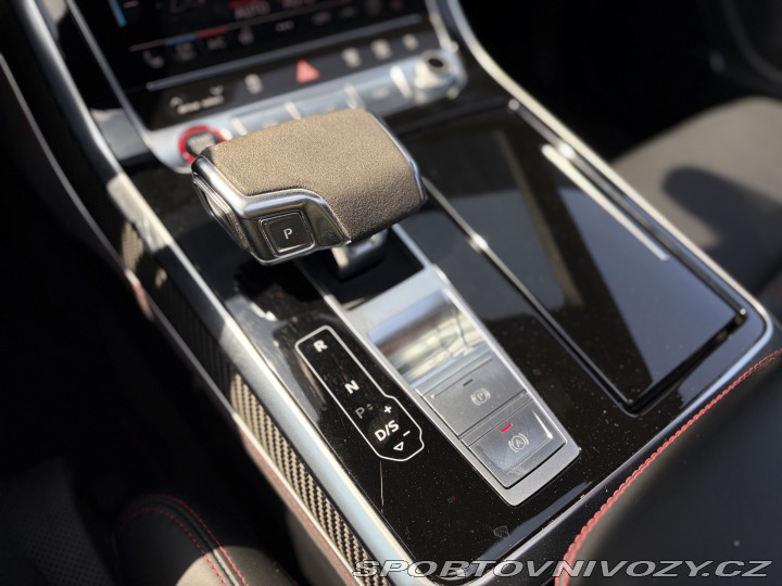 Audi RS Q8 4.0 TFSI 441kW, Vzduch, B 2021