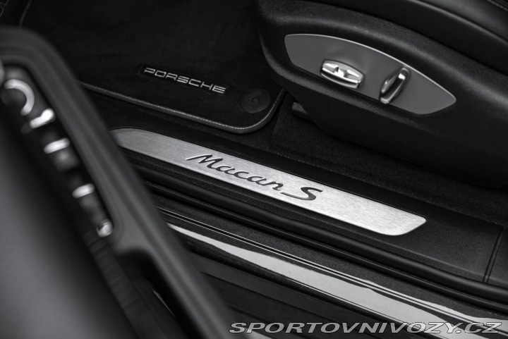 Porsche Macan S Sport Chrono Vzduch 2021