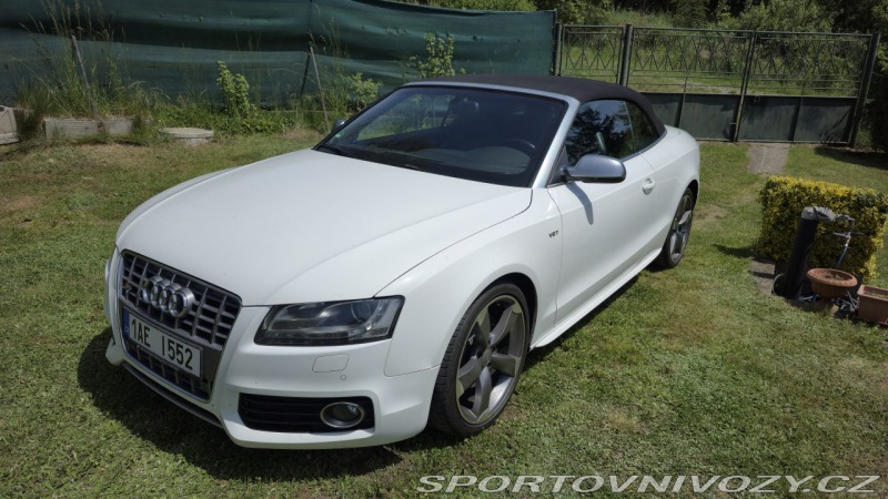 Audi S5 