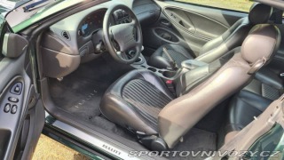 Ford Mustang Bullitt 2001
