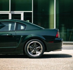 Ford Mustang Bullitt 2001