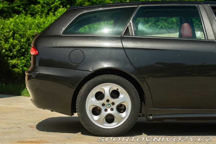 Alfa Romeo Ostatní modely 156 SPORTWAGON 2.0 JTS 2002