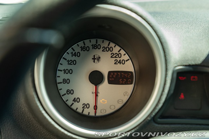 Alfa Romeo Ostatní modely 156 SPORTWAGON 2.0 JTS 2002