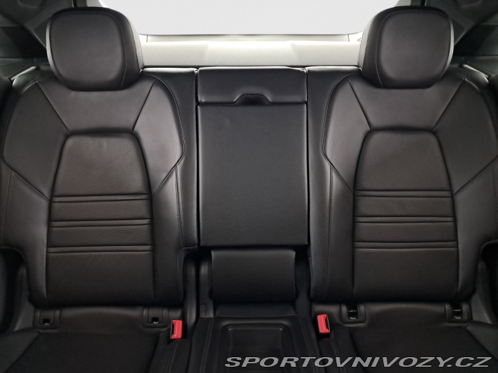 Porsche Cayenne V6 2023