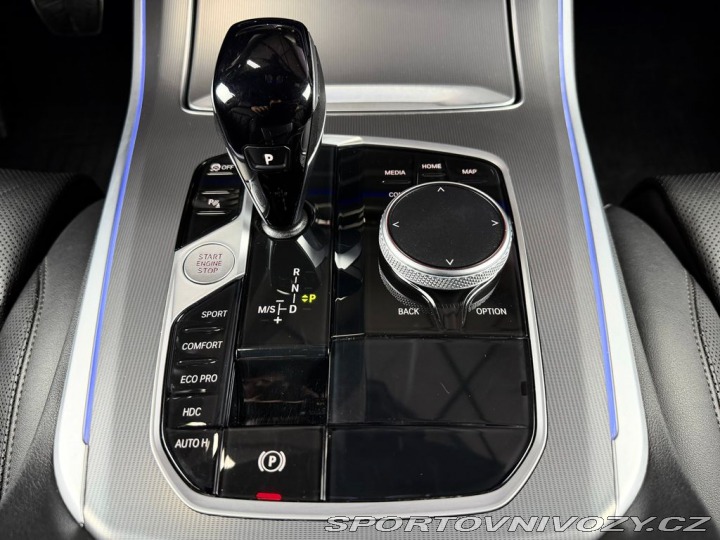 BMW X5 40d xDrive M-PAKET, LED. 2023