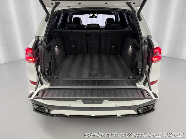 BMW X5 40d xDrive M-PAKET, LED. 2023