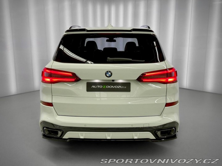 BMW X5 40d xDrive M-PAKET, LED. 2023