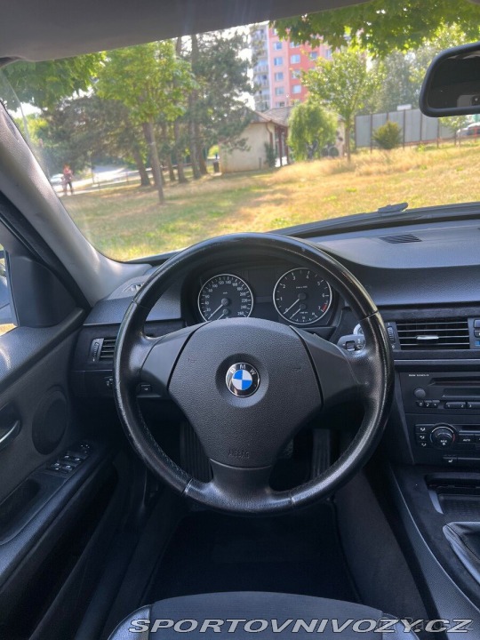 BMW 3 2,0   (E90) 110 kW | 2006 2005