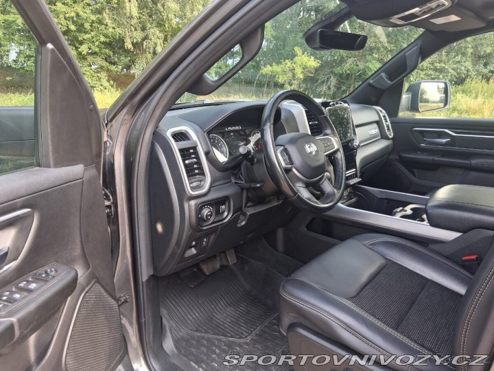 Dodge Ostatní modely RAM 1500 5,7 1500 Big Horn BackC 1800
