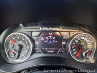 Dodge Ostatní modely RAM 1500 5,7 1500 Big Horn BackC 1800