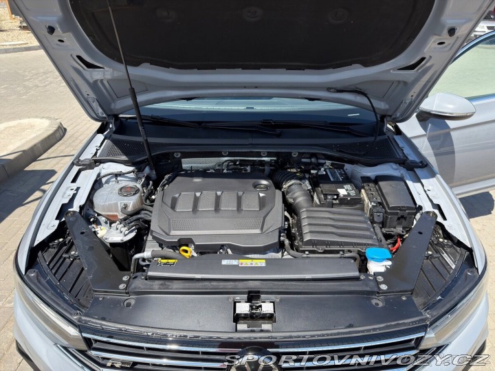 Volkswagen Ostatní modely Passat Variant Variant 2,0 B8 R-Line T 2023