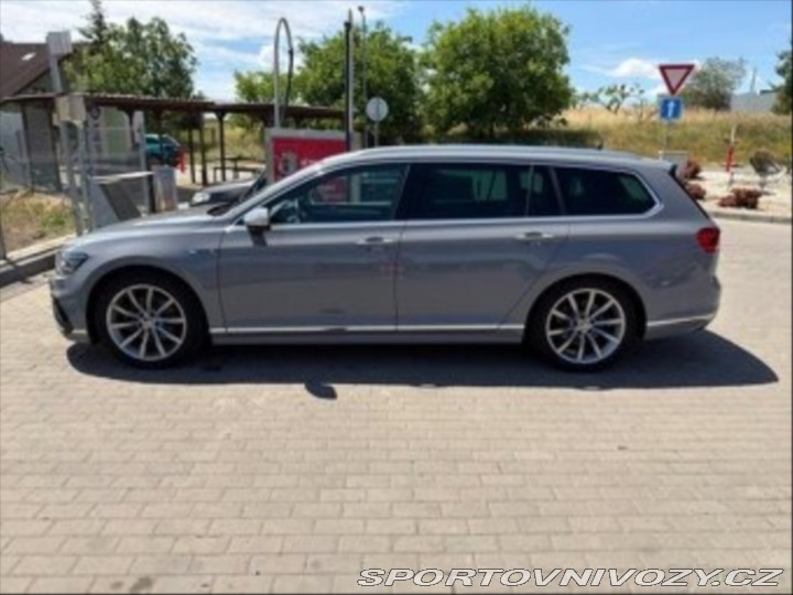Volkswagen Ostatní modely Passat Variant Variant 2,0 B8 R-Line T 2023
