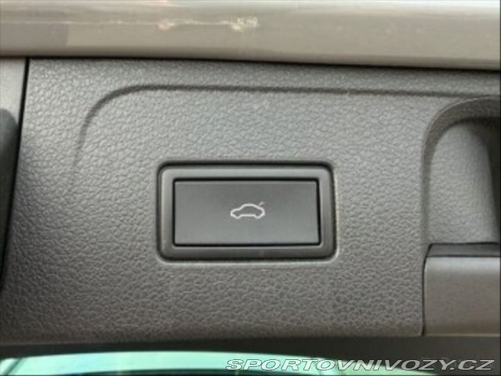 Volkswagen Ostatní modely Passat Variant Variant 2,0 B8 R-Line T 2023