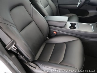Tesla Model Y LongRange,4x4,DualMotor,7 2022