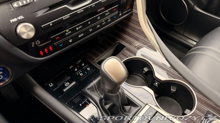 Lexus Ostatní modely RX 450h 450H 3,5 HEV LUXURY TAŽNÉ 2022
