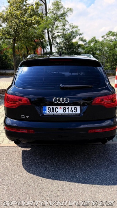 Audi Ostatní modely Q7 3,0 quattro, 7 míst, au 2006