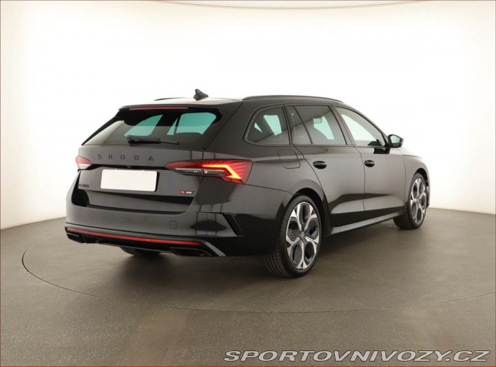 Škoda Octavia RS RS 2.0 TSI, RS 2.0 TSI 19 2025