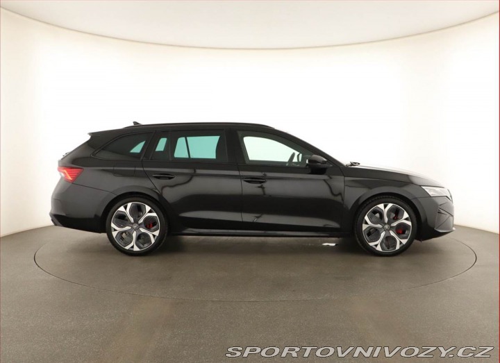 Škoda Octavia RS RS 2.0 TSI, RS 2.0 TSI 19 2025