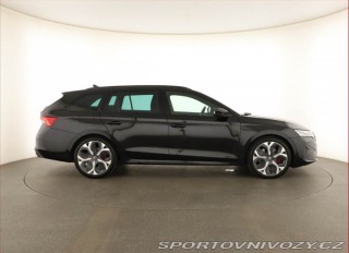 Škoda Octavia RS RS 2.0 TSI, RS 2.0 TSI 19 2025