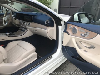 Mercedes-Benz E Kupé 400 4matic AT/9 2017