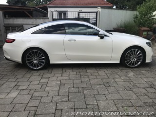 Mercedes-Benz E Kupé 400 4matic AT/9 2017