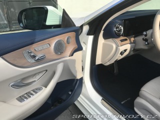 Mercedes-Benz E Kupé 400 4matic AT/9 2017