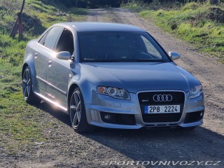Audi RS4 2006