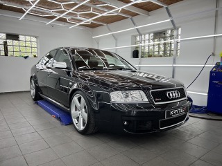 Audi RS6 2003