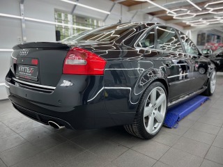 Audi RS6 2003