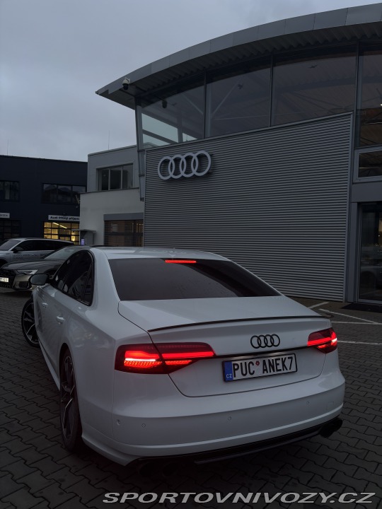 Audi S8 plus 445kw 2017