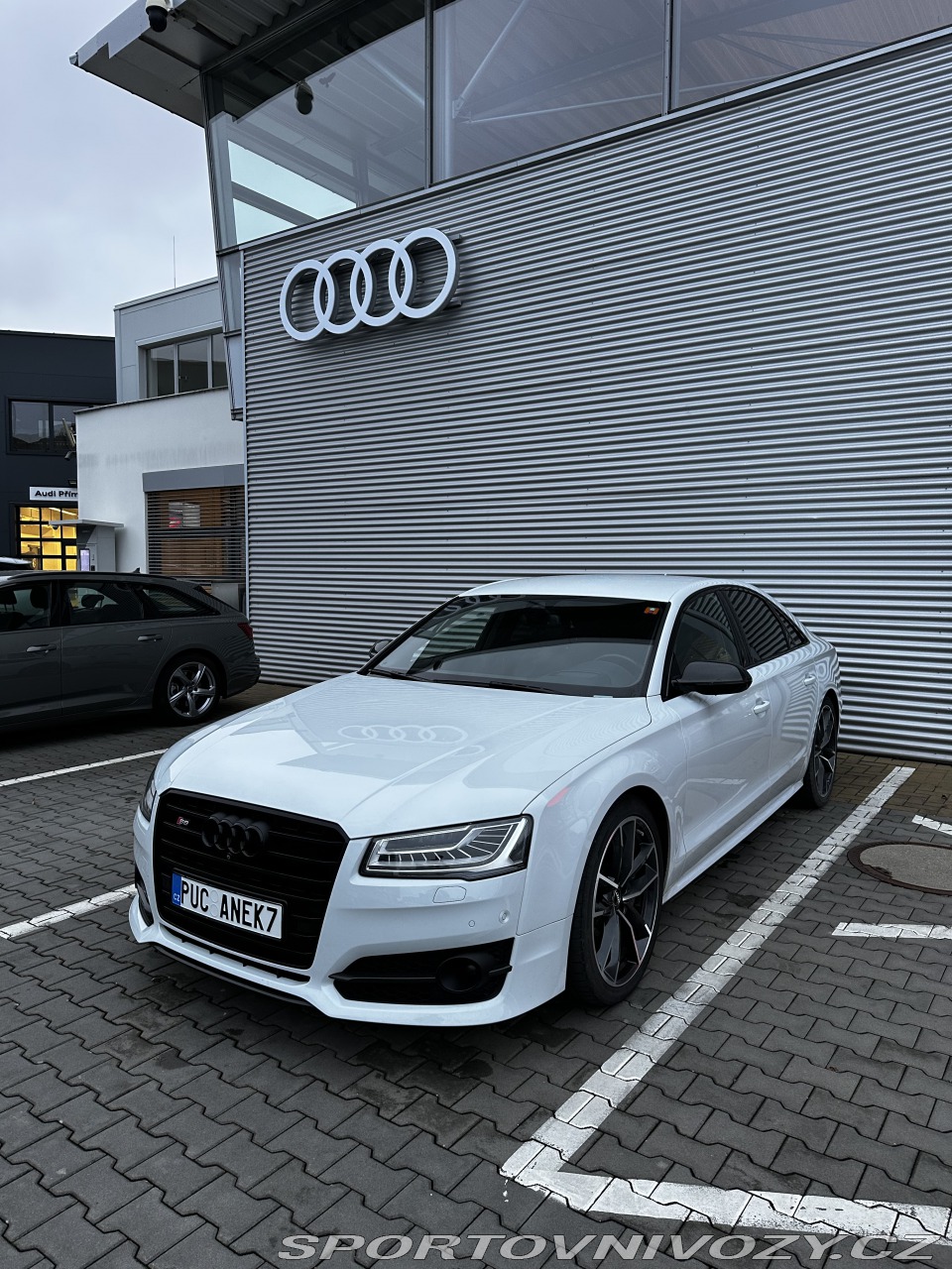 Audi S8 plus 445kw