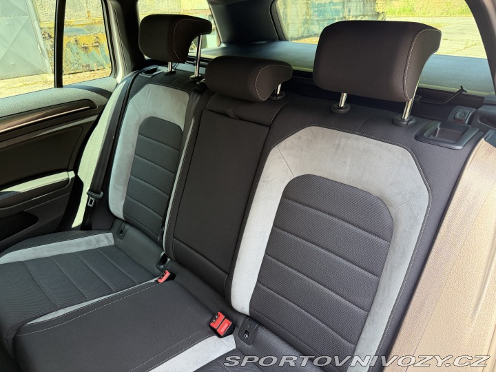 Volkswagen Golf 7R Variant DSG 300PS 2016