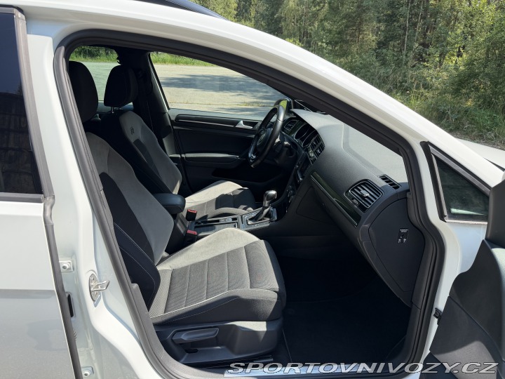 Volkswagen Golf 7R Variant DSG 300PS 2016