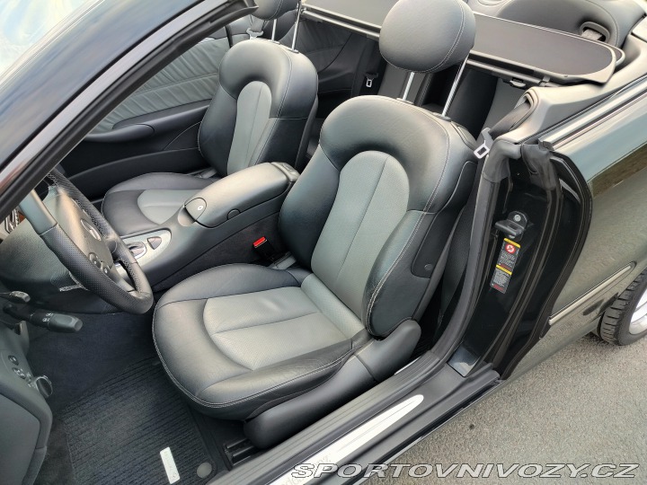 Mercedes-Benz CLK 320i V6 Avantgarde 2003