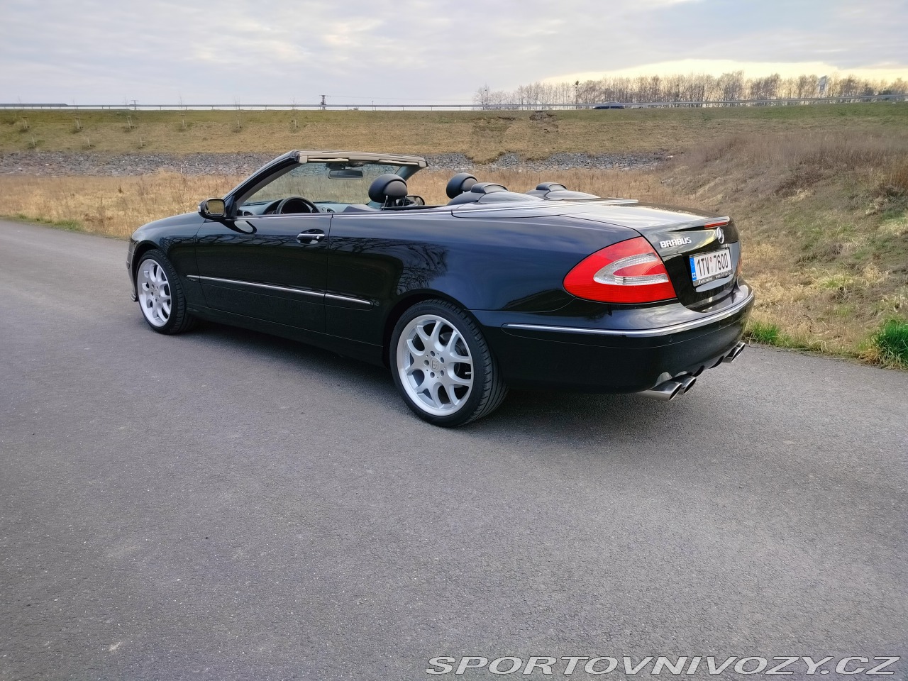 Mercedes-Benz CLK 320i V6 Avantgarde