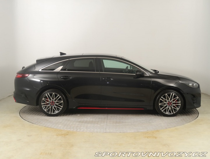 Kia ProCeed GT GT 1.6 T-GDI 2024