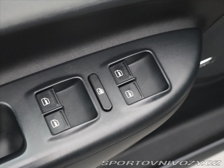 Škoda Octavia RS 2,0 TDI RS 125kW Xenon Na 2011