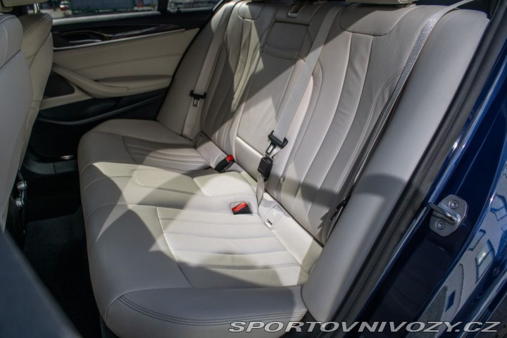 BMW 5 2018