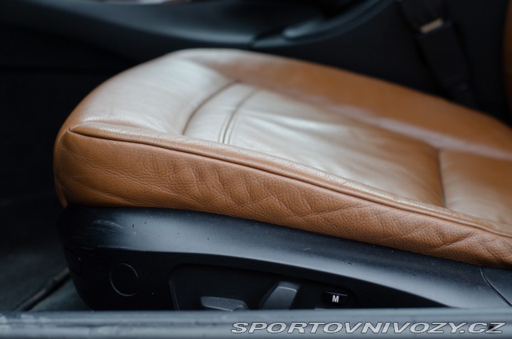 BMW 3 Coupé 330xi A/T, 200kW, 2007