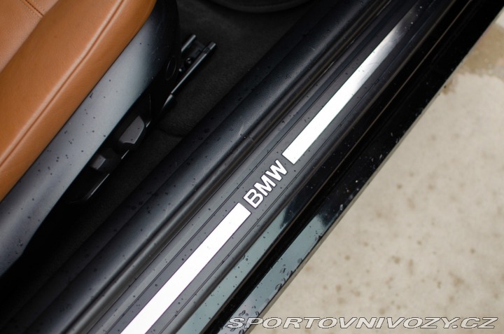 BMW 3 Coupé 330xi A/T, 200kW, 2007