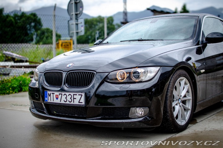 BMW 3 Coupé 330xi A/T, 200kW, 2007
