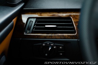 BMW 3 Coupé 330xi A/T, 200kW, 2007